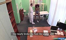Шпионская камера с сексуальной чернокожей пациенткой Жасмин Уэбб
