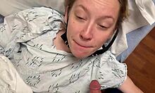 V nemocničnej predoperačnej sále som mala s priateľom vonku orálny sex a sex na tvári