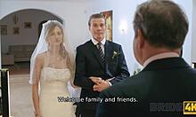 En brud som är otrogen ställer in sitt bröllop när hon tittar på bröllopet på kamera